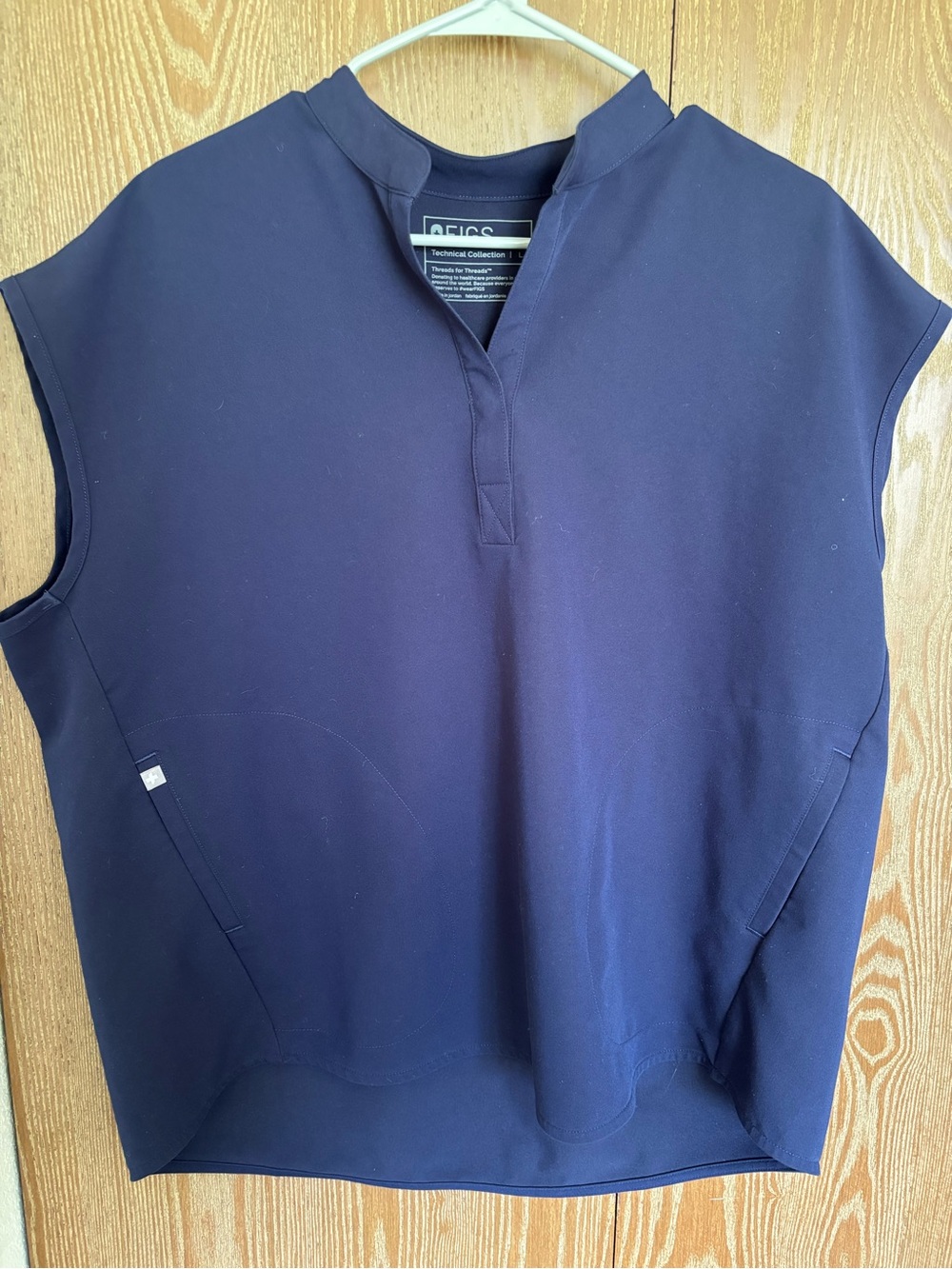 FIGS Rafaela Scrub Top